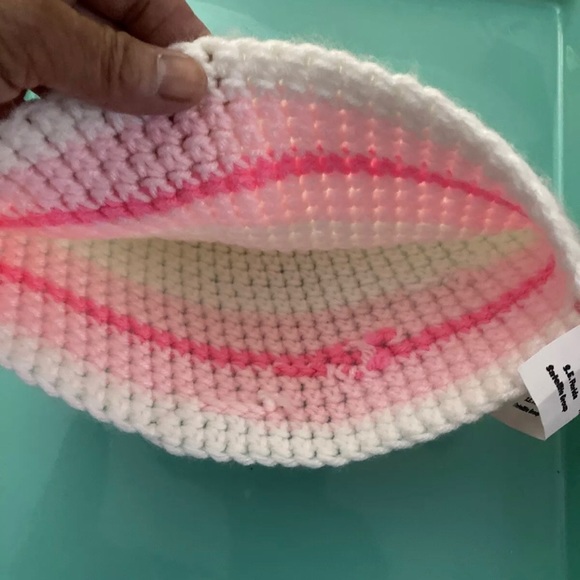 HandKnitted Beanie Cap Hat NEW - Picture 3 of 4